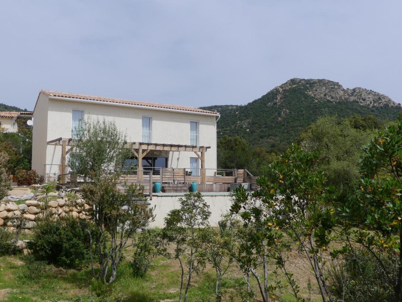 Maison D' Hotes L'Aria Mezzana 圣塔露西港口 外观 照片